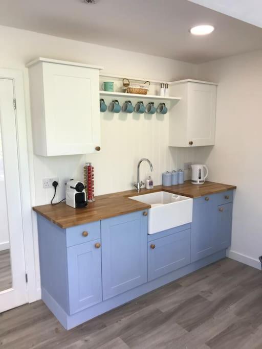 Perfect 4 Cpls & Families . Close To Everything Villa Pentraeth Exterior foto